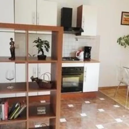 Wunderschone In Der Nahe Des Sandstrandes Appartement