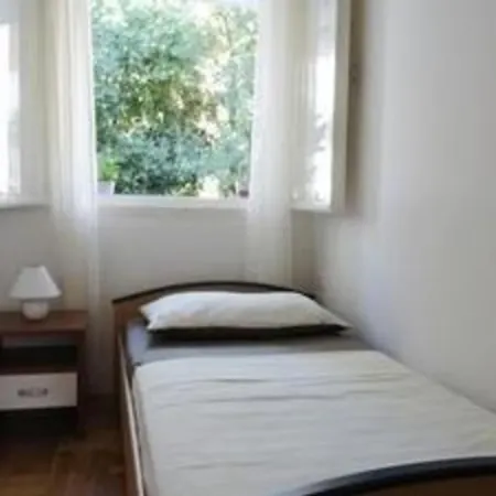 Appartement Wunderschone In Der Nahe Des Sandstrandes Split